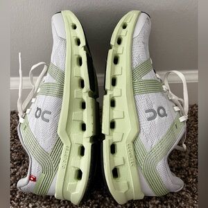 On Running Women’s Cloudtec Sneakers